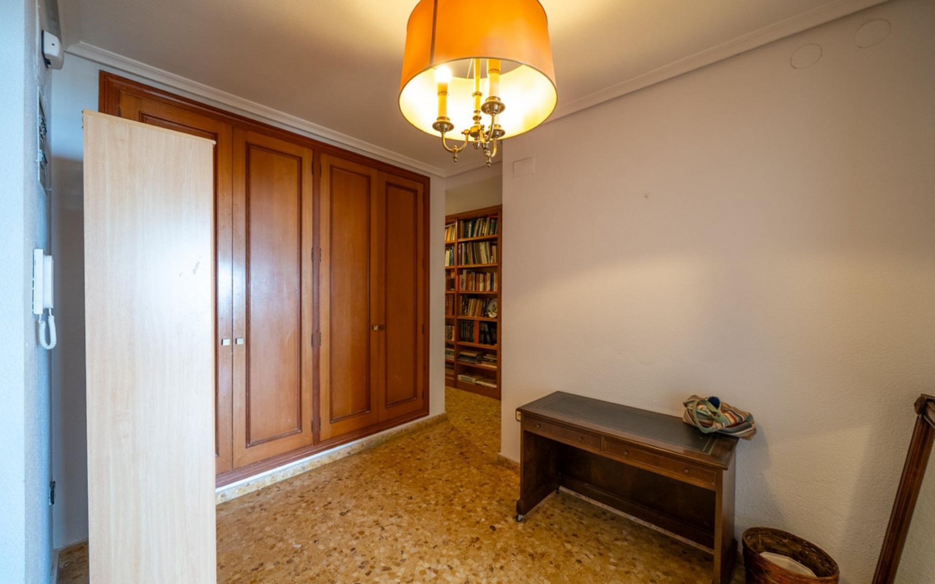Resale - Apartment - Alicante - Alicante Centro