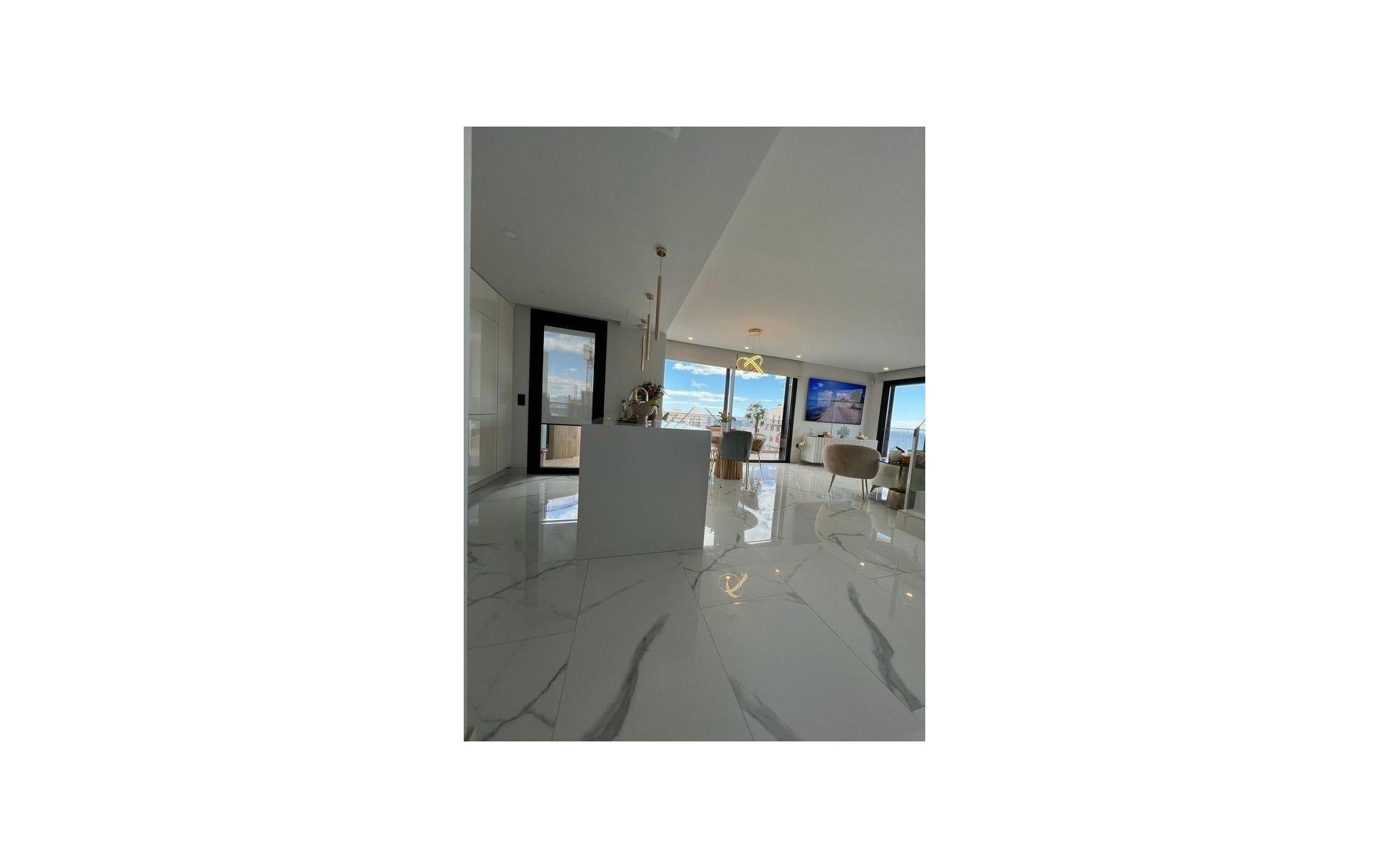Resale - Apartment - Alicante - Alicante Centro