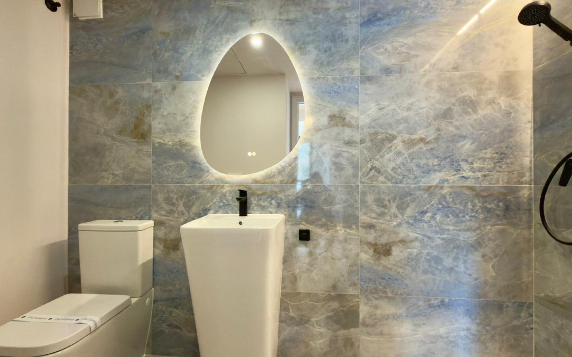 Resale - Apartment - Alicante - Alicante Centro