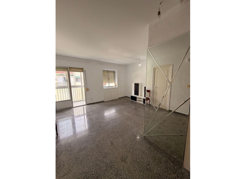 Resale - Apartment - Alicante - Alicante Centro