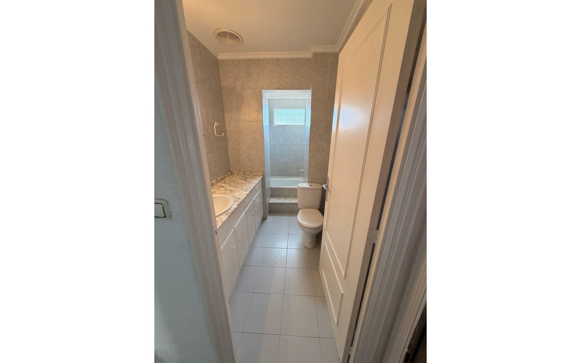 Resale - Apartment - Alicante - Alicante Centro