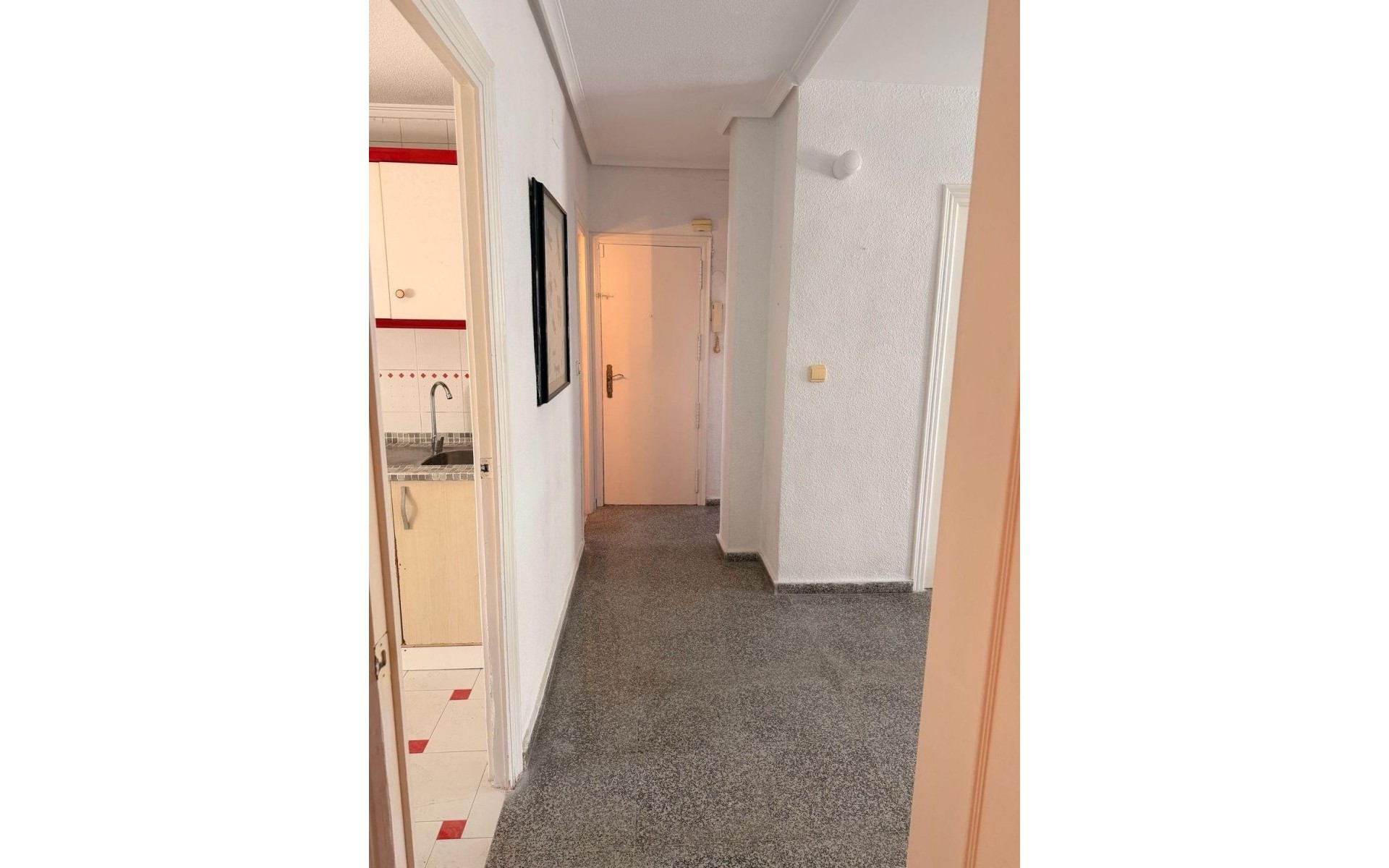 Resale - Apartment - Alicante - Alicante Centro