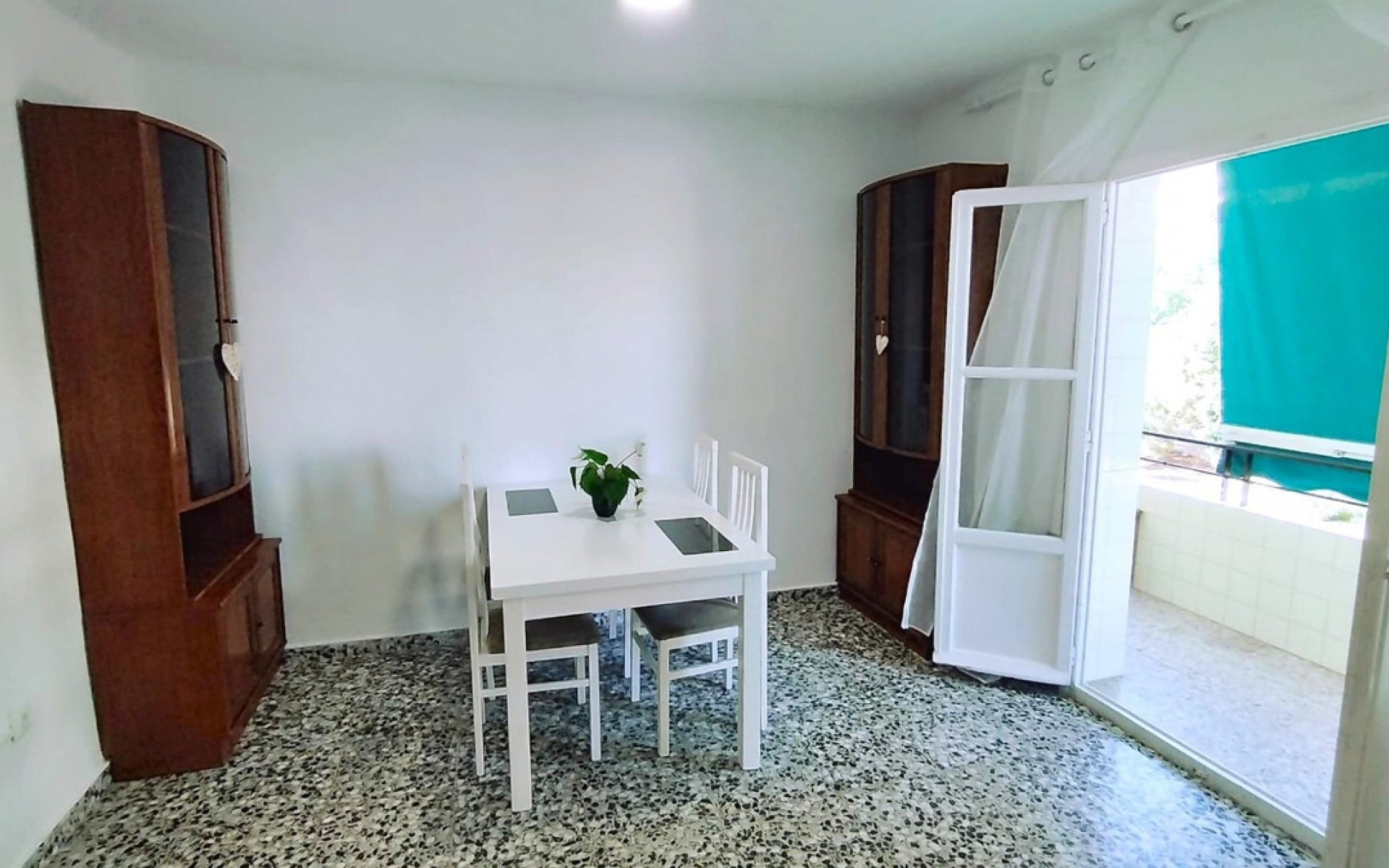 Resale - Apartment - Alicante - Alicante Centro