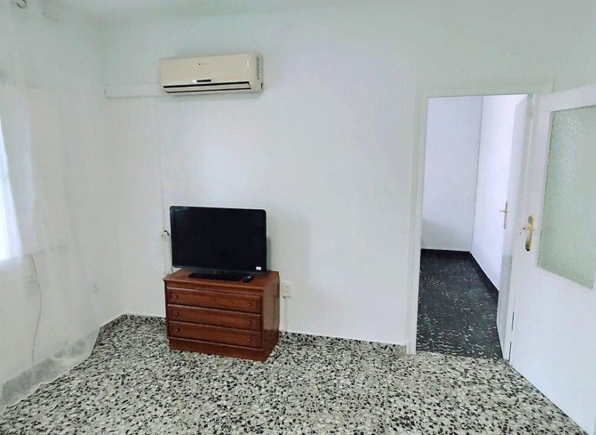 Resale - Apartment - Alicante - Alicante Centro