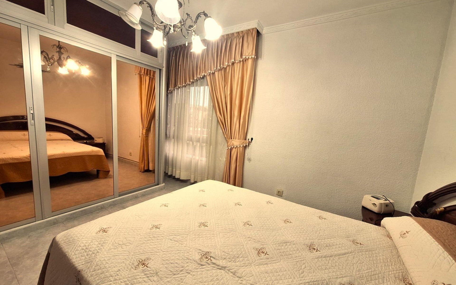 Resale - Apartment - Alicante - Alicante Centro