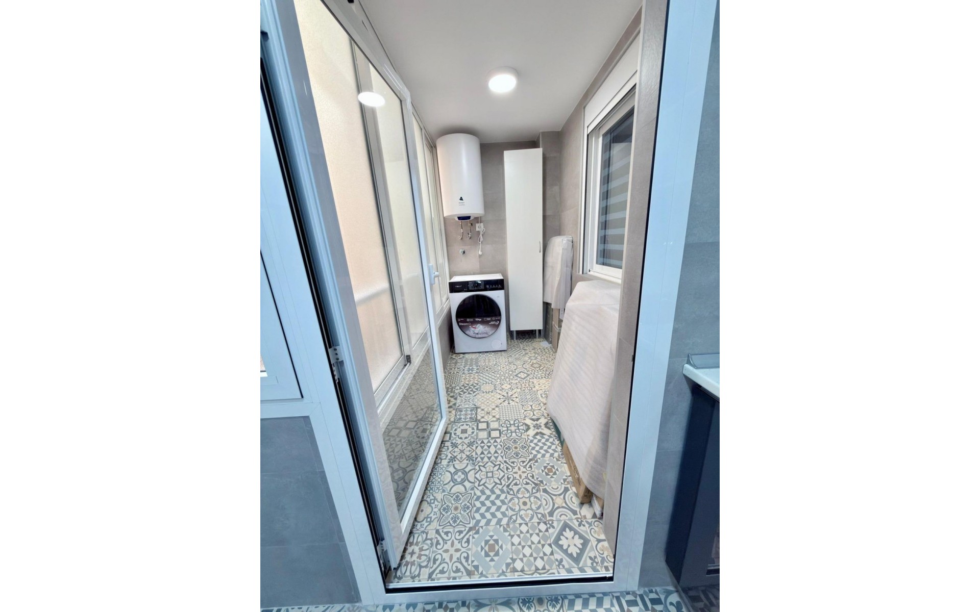 Resale - Apartment - Alicante - Alicante Centro