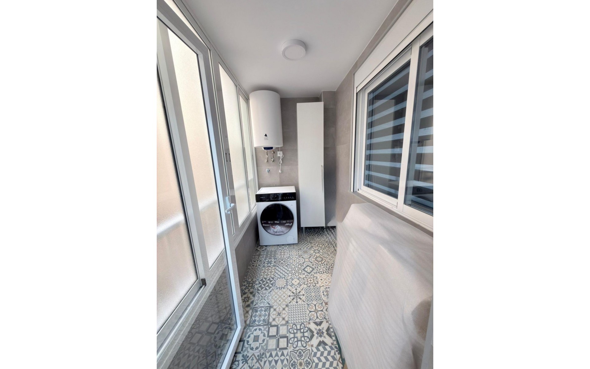 Resale - Apartment - Alicante - Alicante Centro