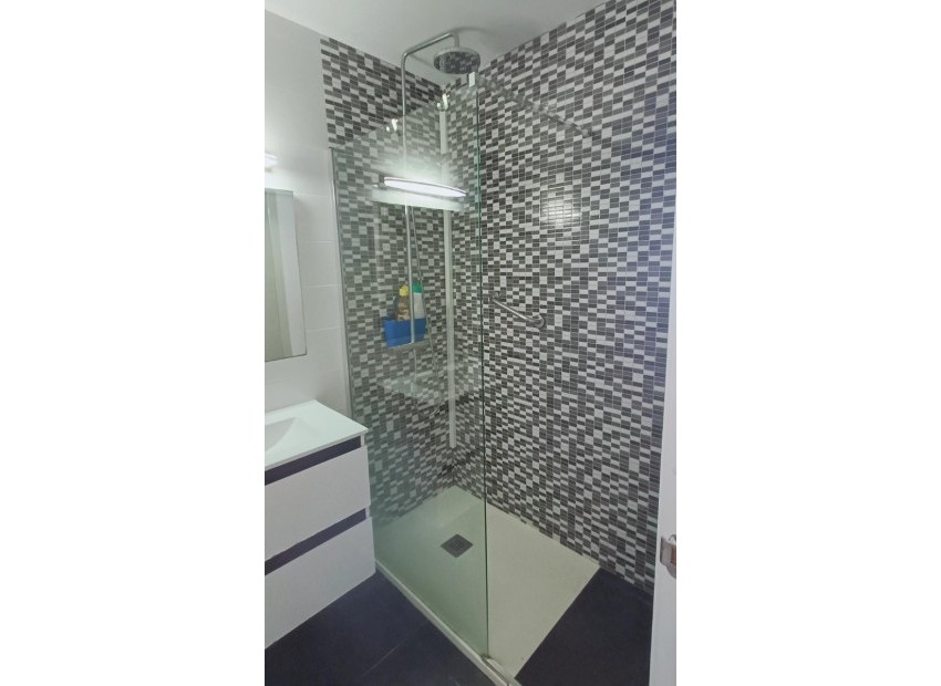 Resale - Apartment - Alicante - Alicante Centro