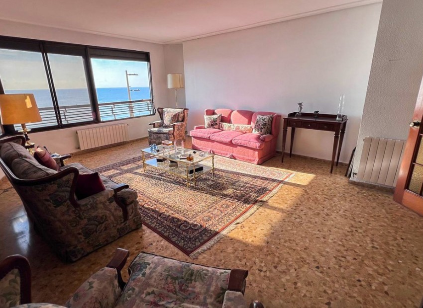 Resale - Apartment - Alicante - Alicante Centro
