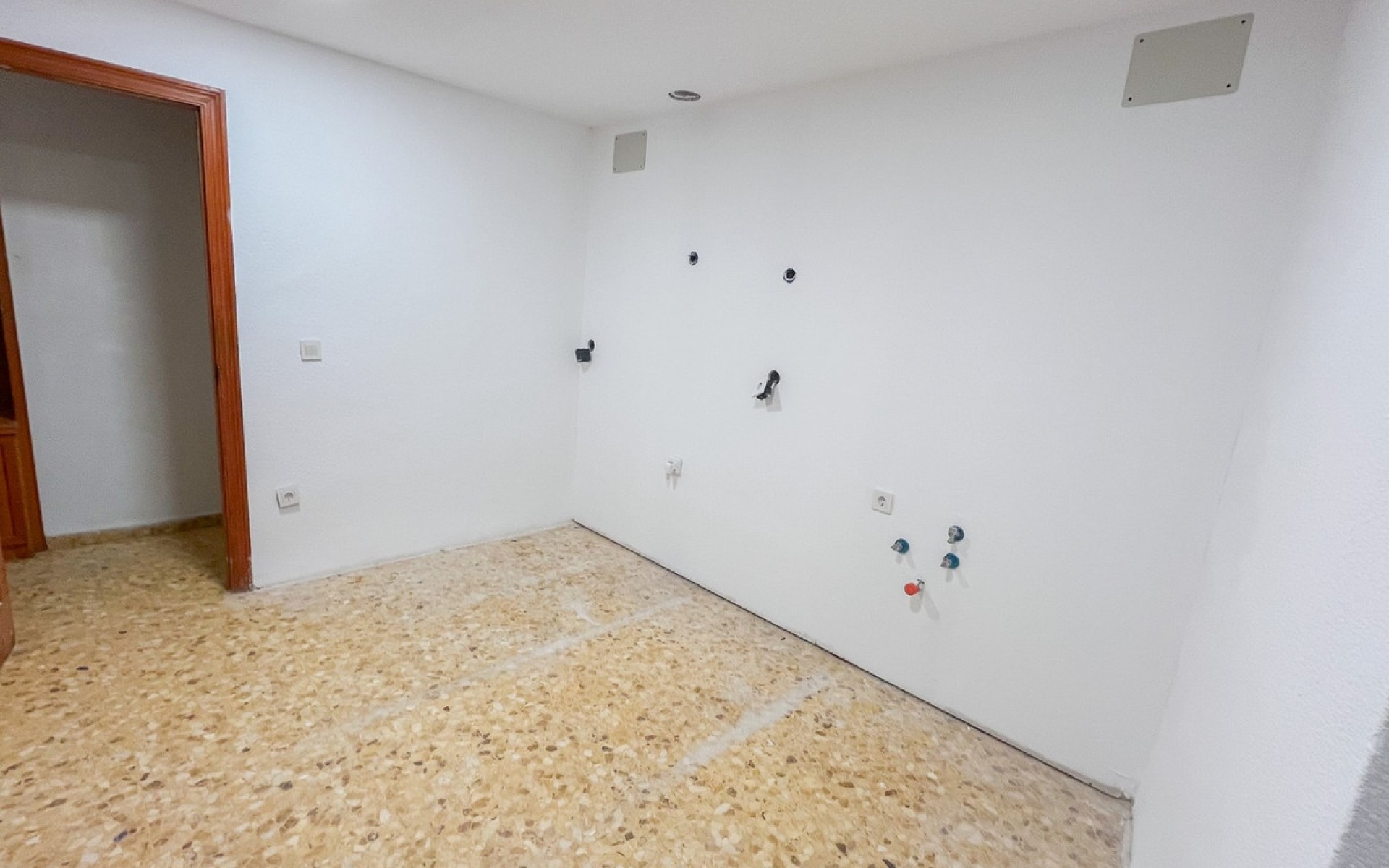 Resale - Apartment - Alicante - Alicante Centro