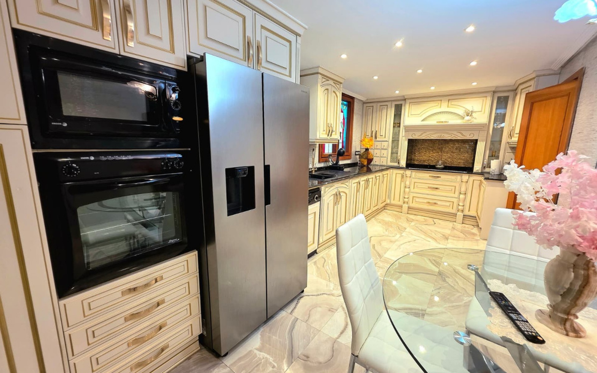 Resale - Apartment - Alicante - Alicante Centro