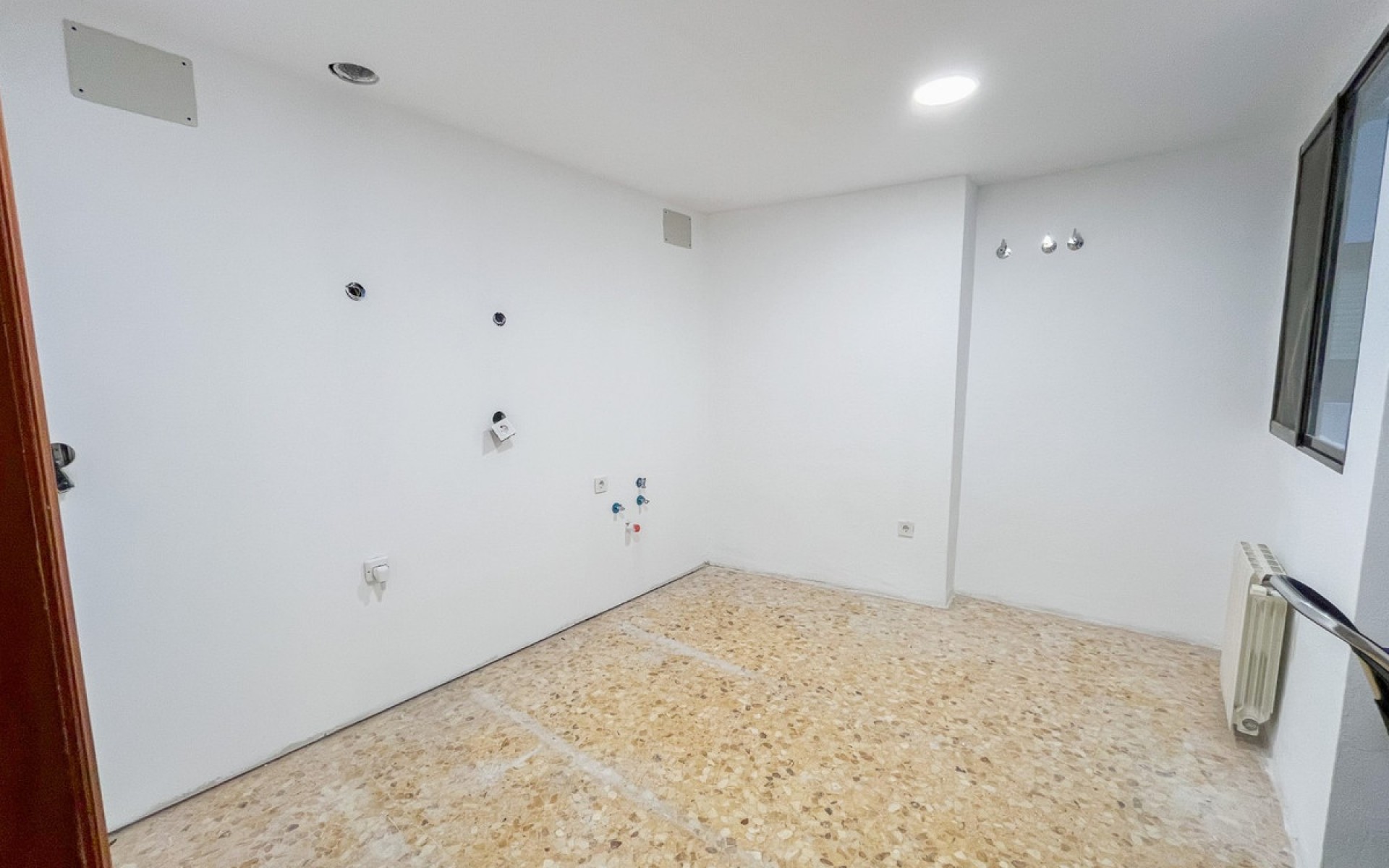 Resale - Apartment - Alicante - Alicante Centro