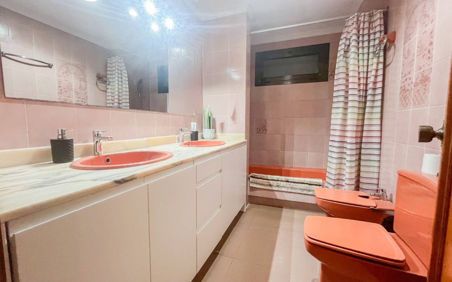 Resale - Apartment - Alicante - Alicante Centro