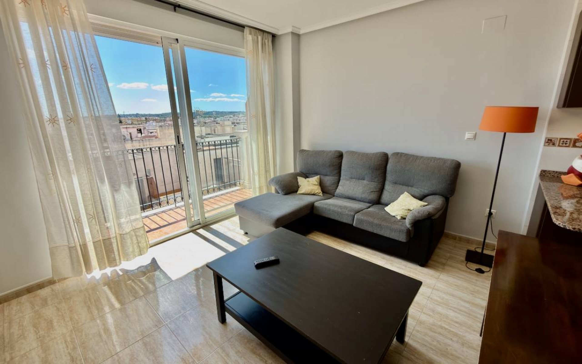 Resale - Apartment - Almoradí