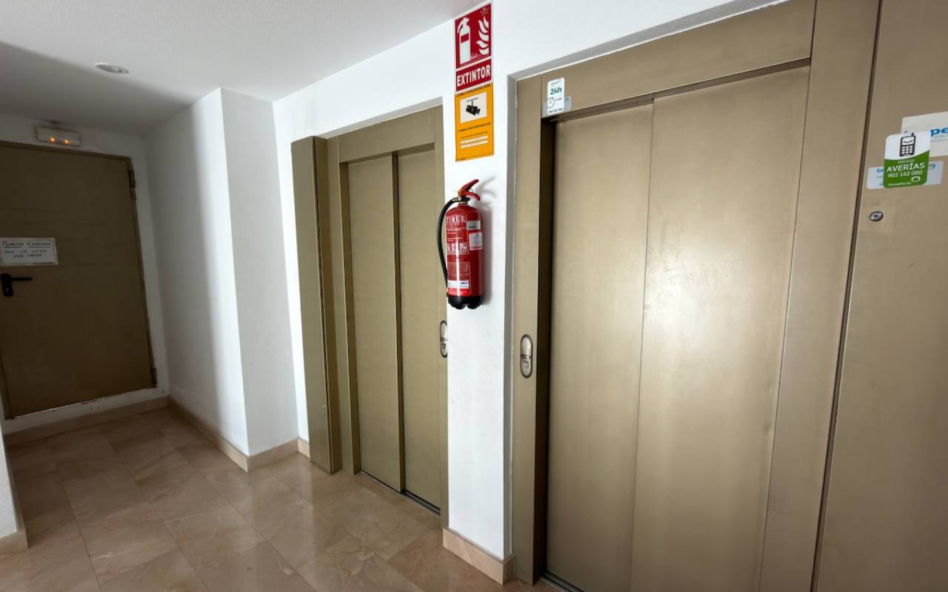 Resale - Apartment - Almoradí