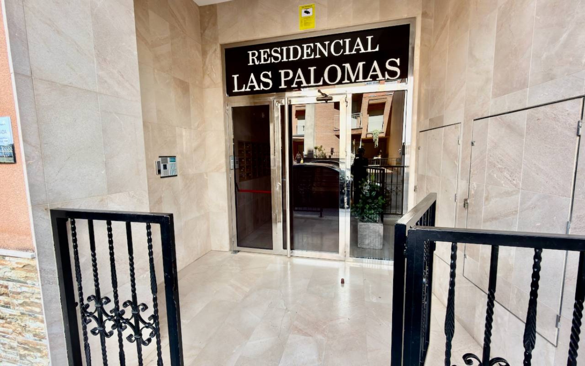 Resale - Apartment - Almoradí