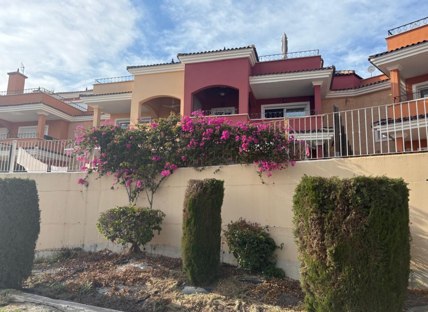 Resale - Apartment - Altaona Golf