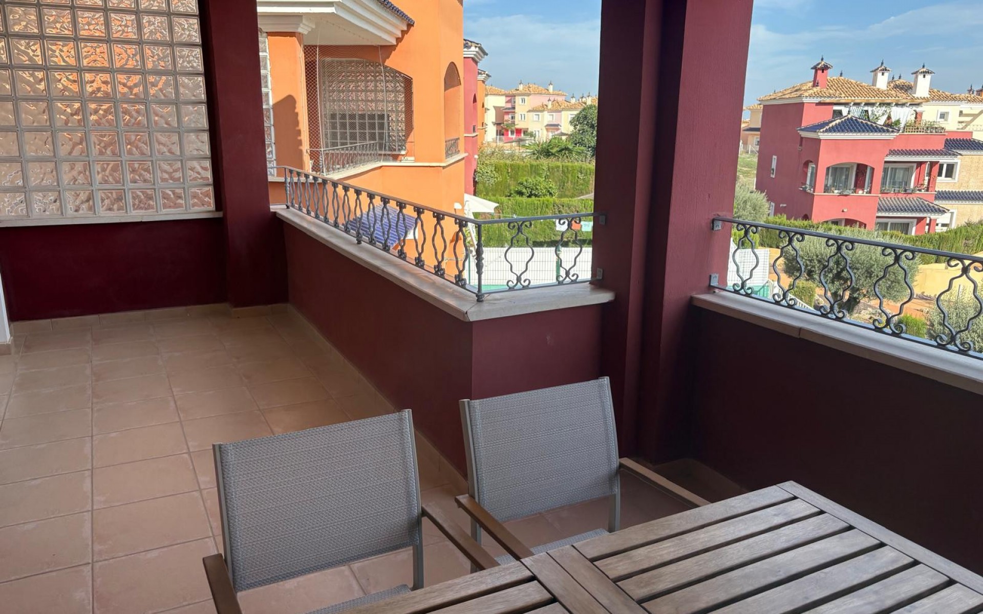 Resale - Apartment - Altaona Golf