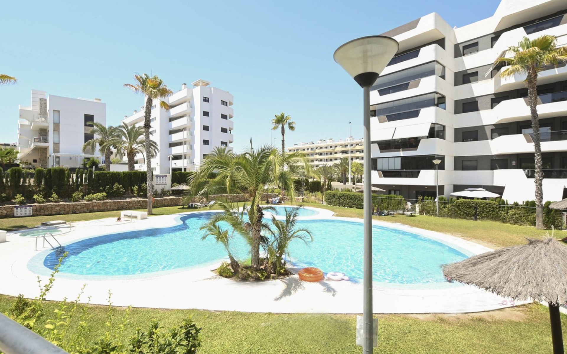Resale - Apartment - Arenales Del Sol
