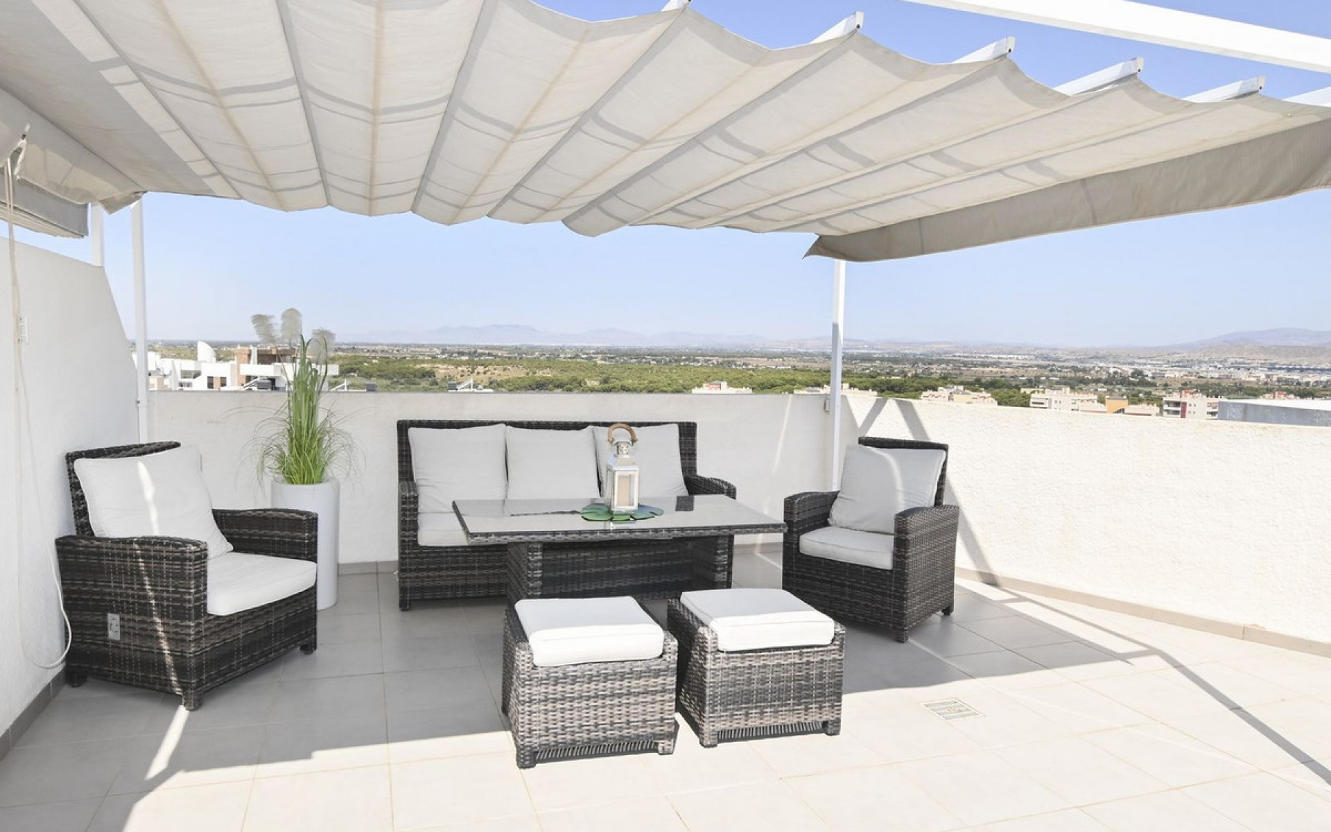 Resale - Apartment - Arenales Del Sol