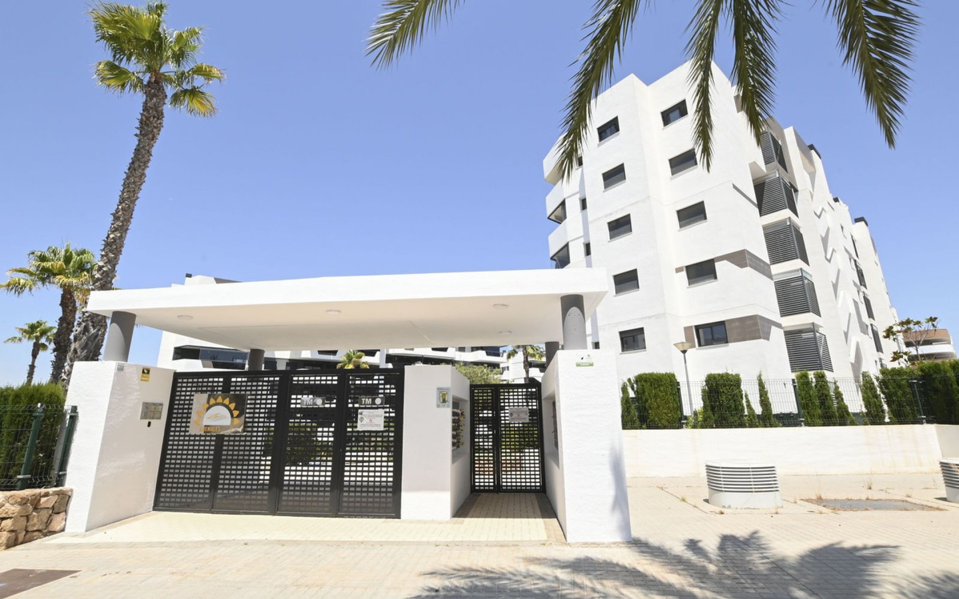 Resale - Apartment - Arenales Del Sol