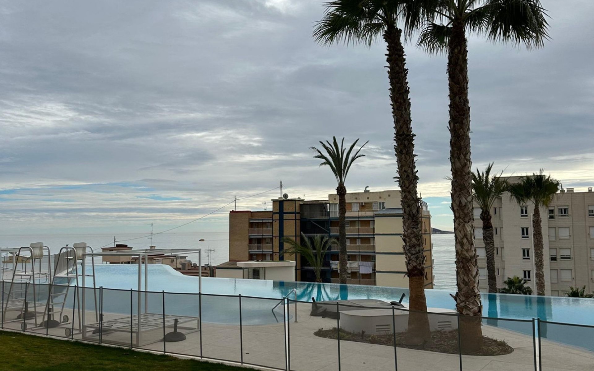 Resale - Apartment - Benidorm - Benidorm Centro