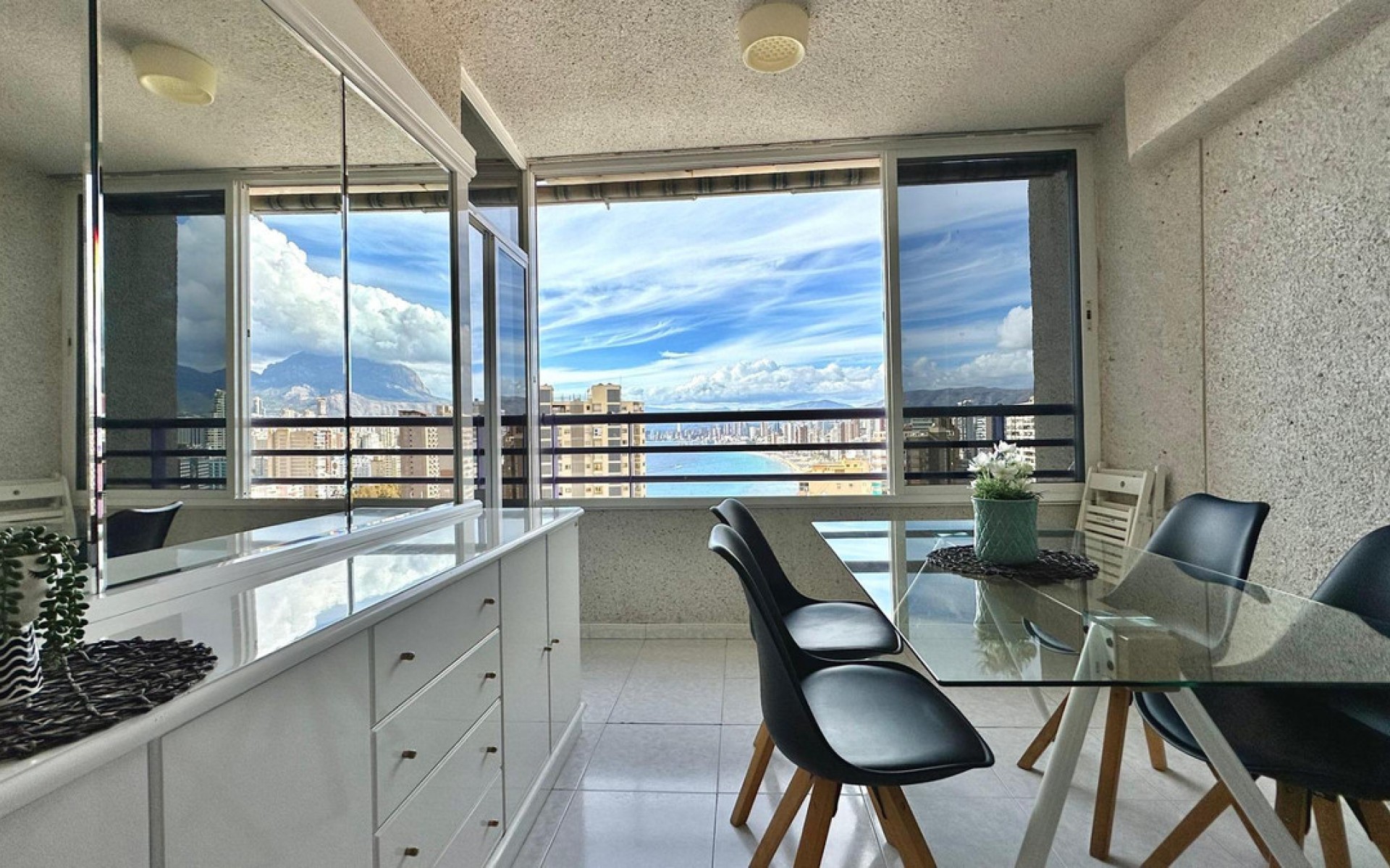 Resale - Apartment - Benidorm - Benidorm Centro
