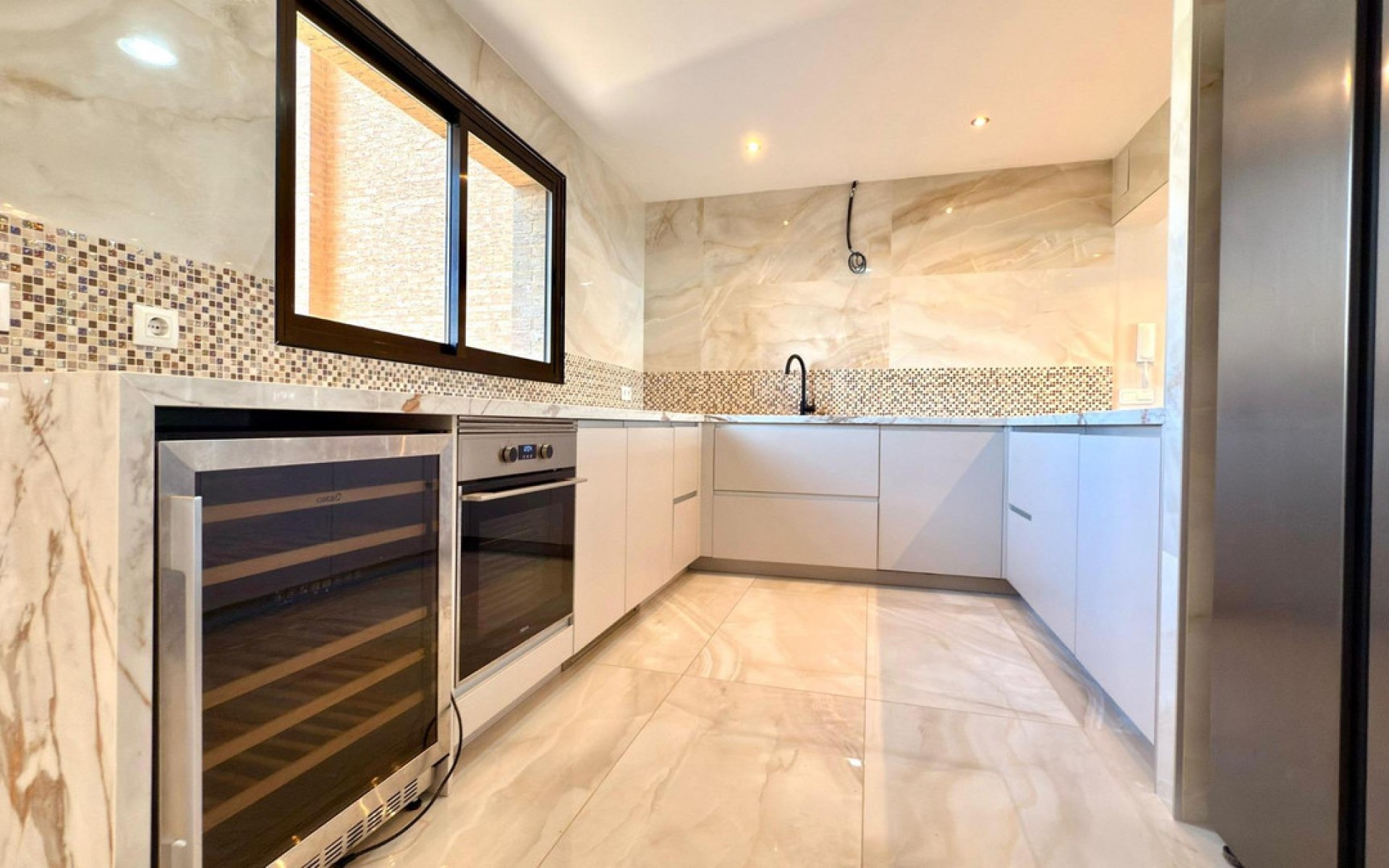 Resale - Apartment - Benidorm - Benidorm Centro