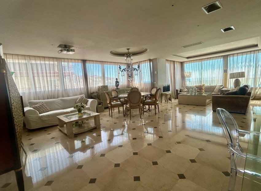 Resale - Apartment - Benidorm - Benidorm Centro