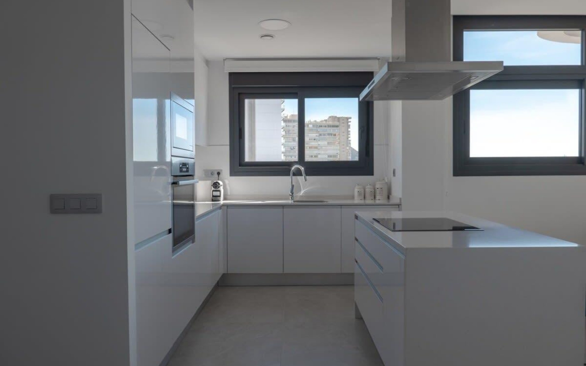 Resale - Apartment - Benidorm - Benidorm Centro