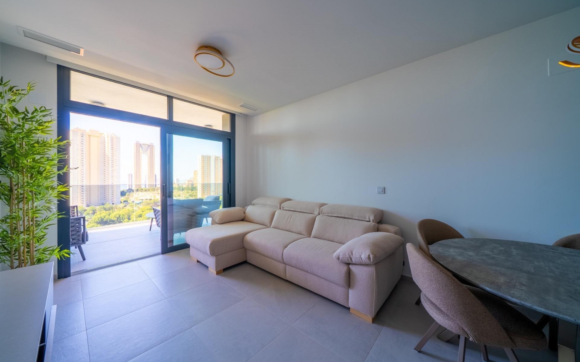 Resale - Apartment - Benidorm - Benidorm Centro
