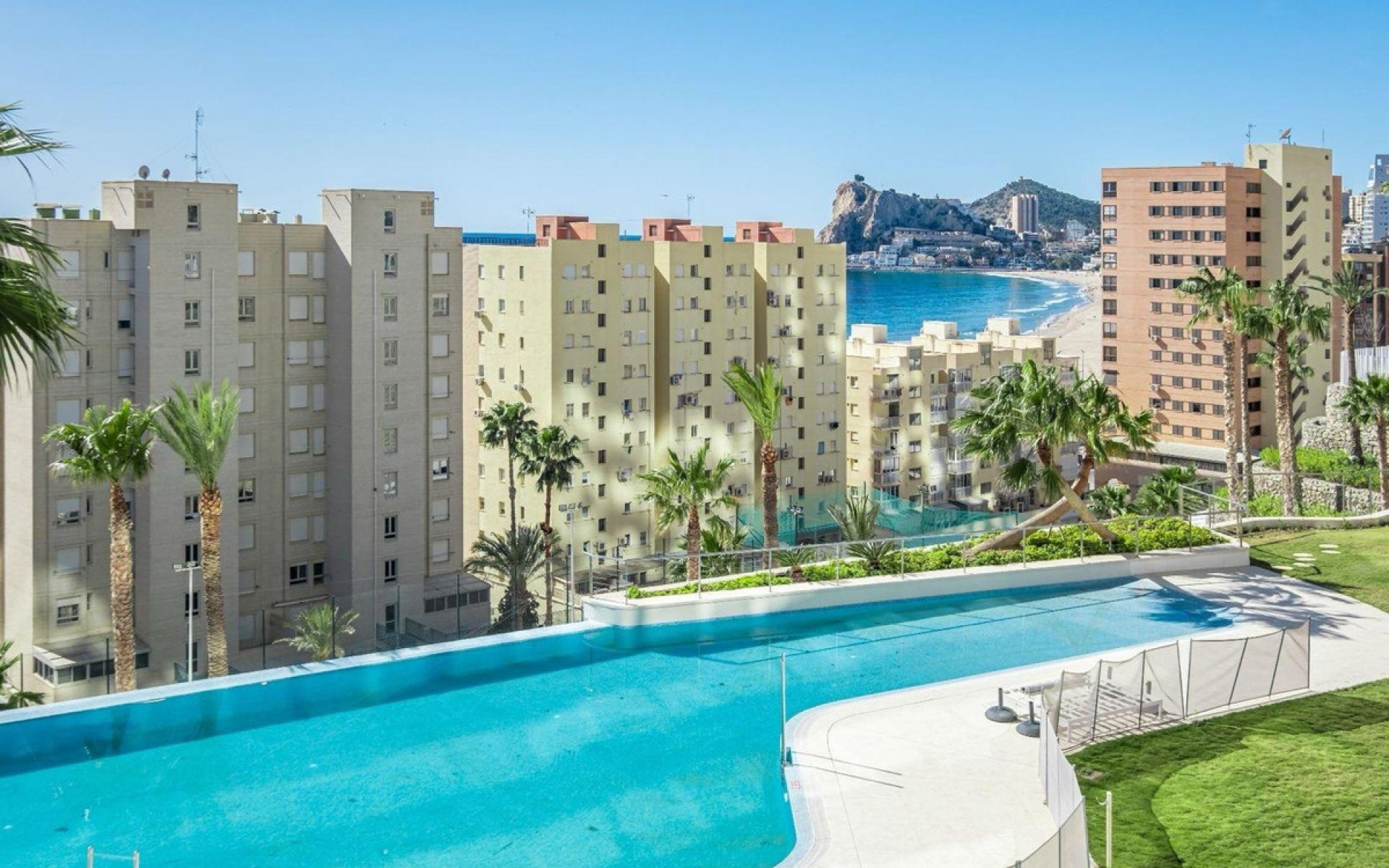 Resale - Apartment - Benidorm - Benidorm Centro