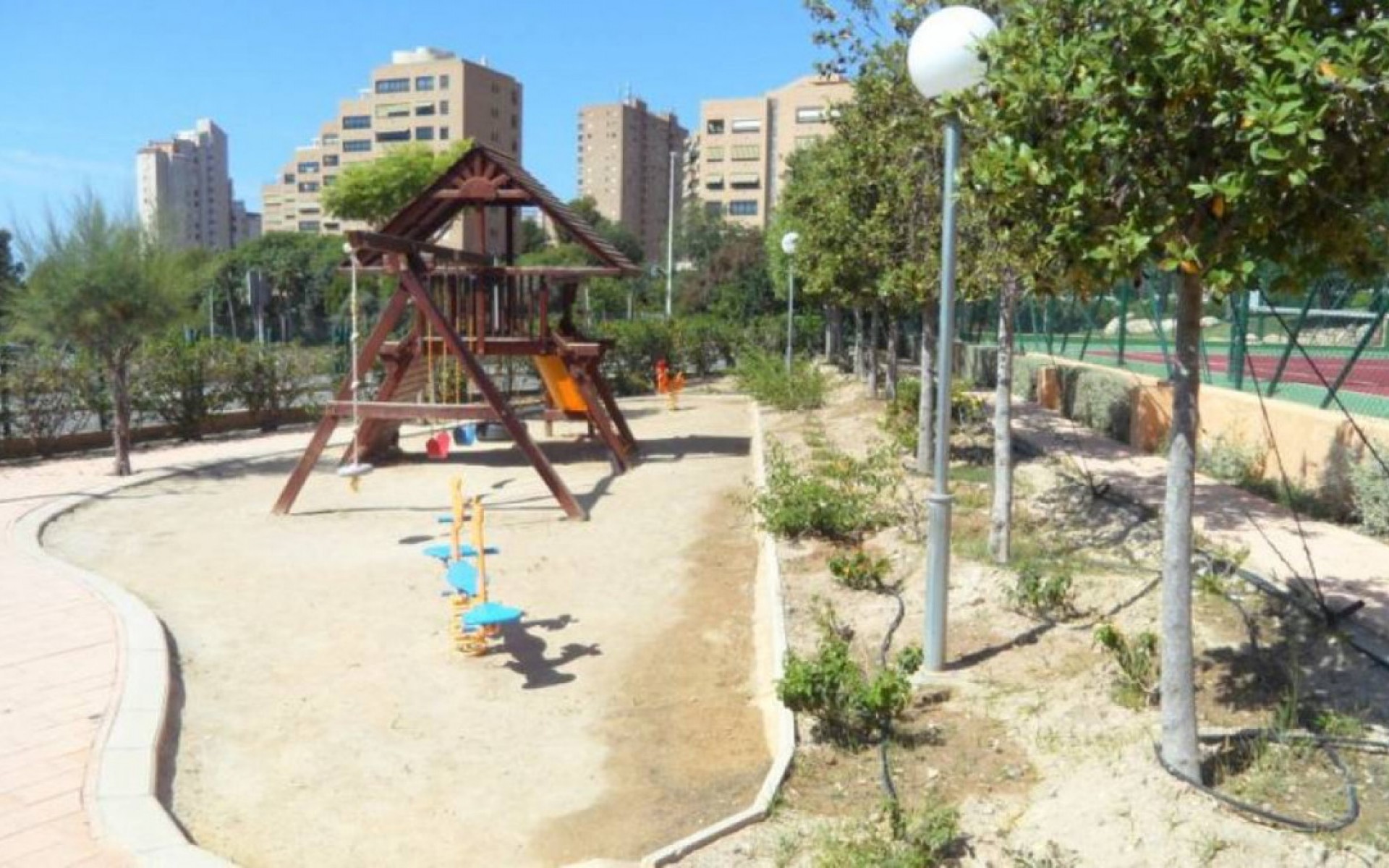 Resale - Apartment - Benidorm - Benidorm Centro