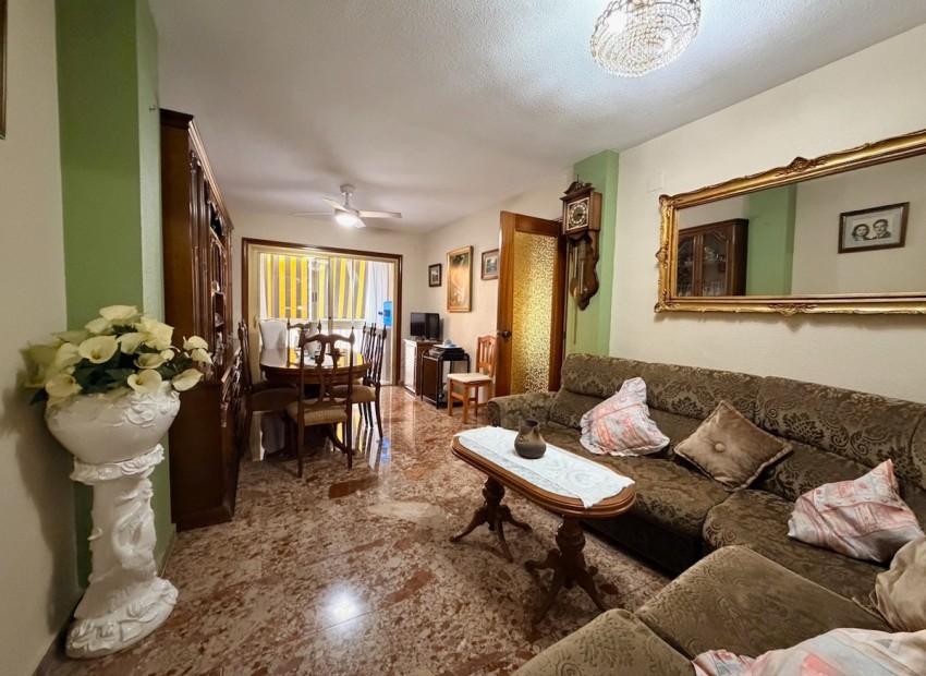 Resale - Apartment - Benidorm - Benidorm Centro