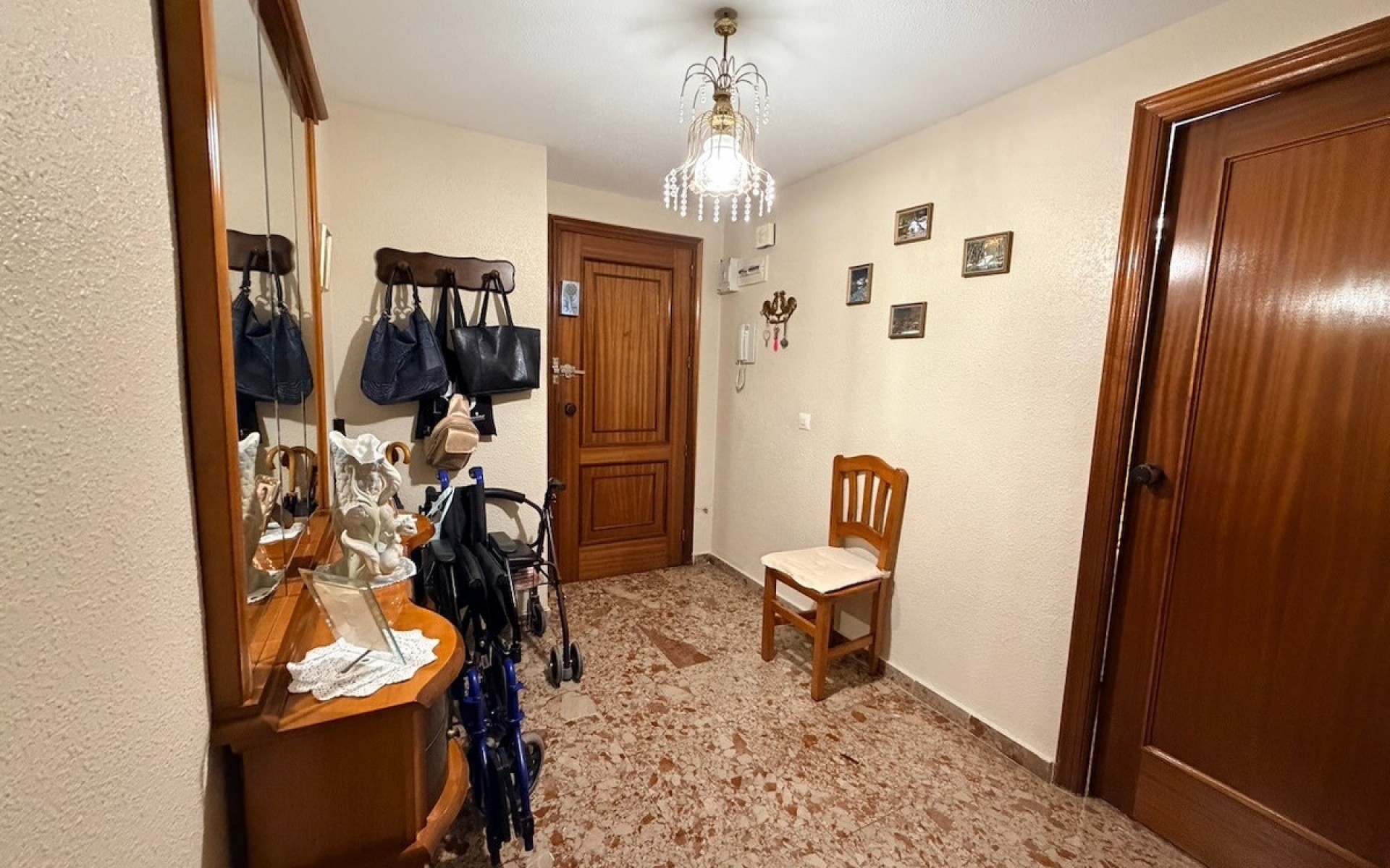 Resale - Apartment - Benidorm - Benidorm Centro