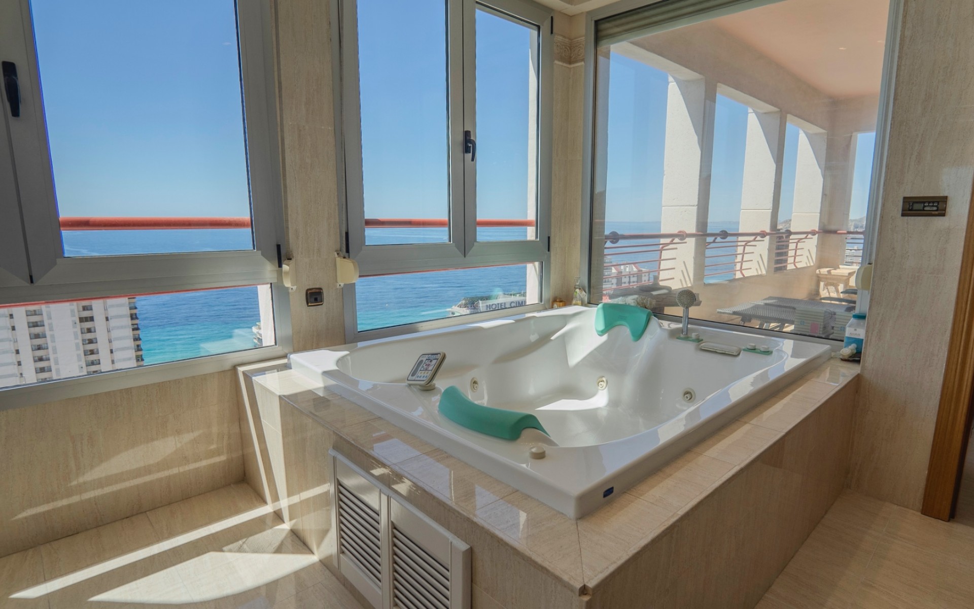 Resale - Apartment - Benidorm