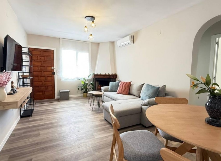 Resale - Apartment - Cabo Roig