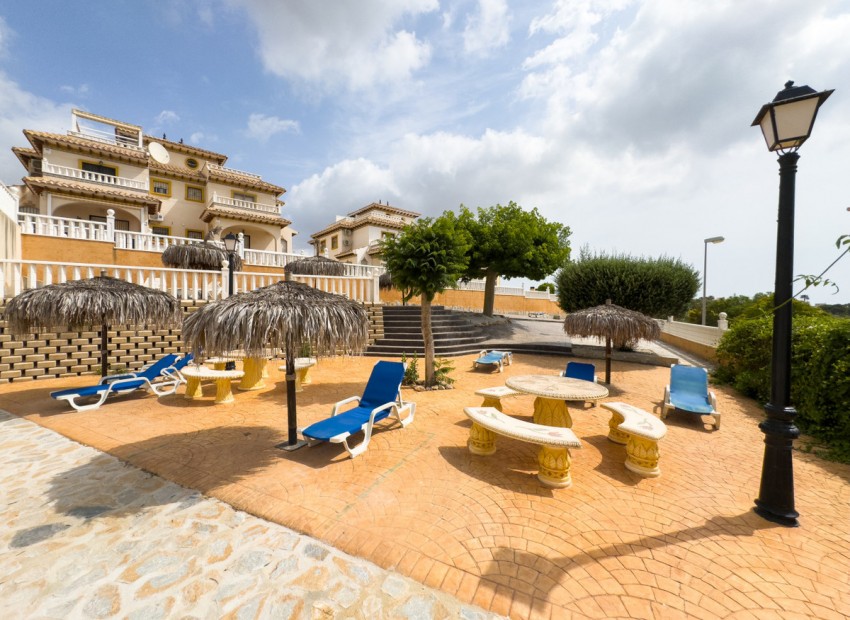 Resale - Apartment - Cabo Roig