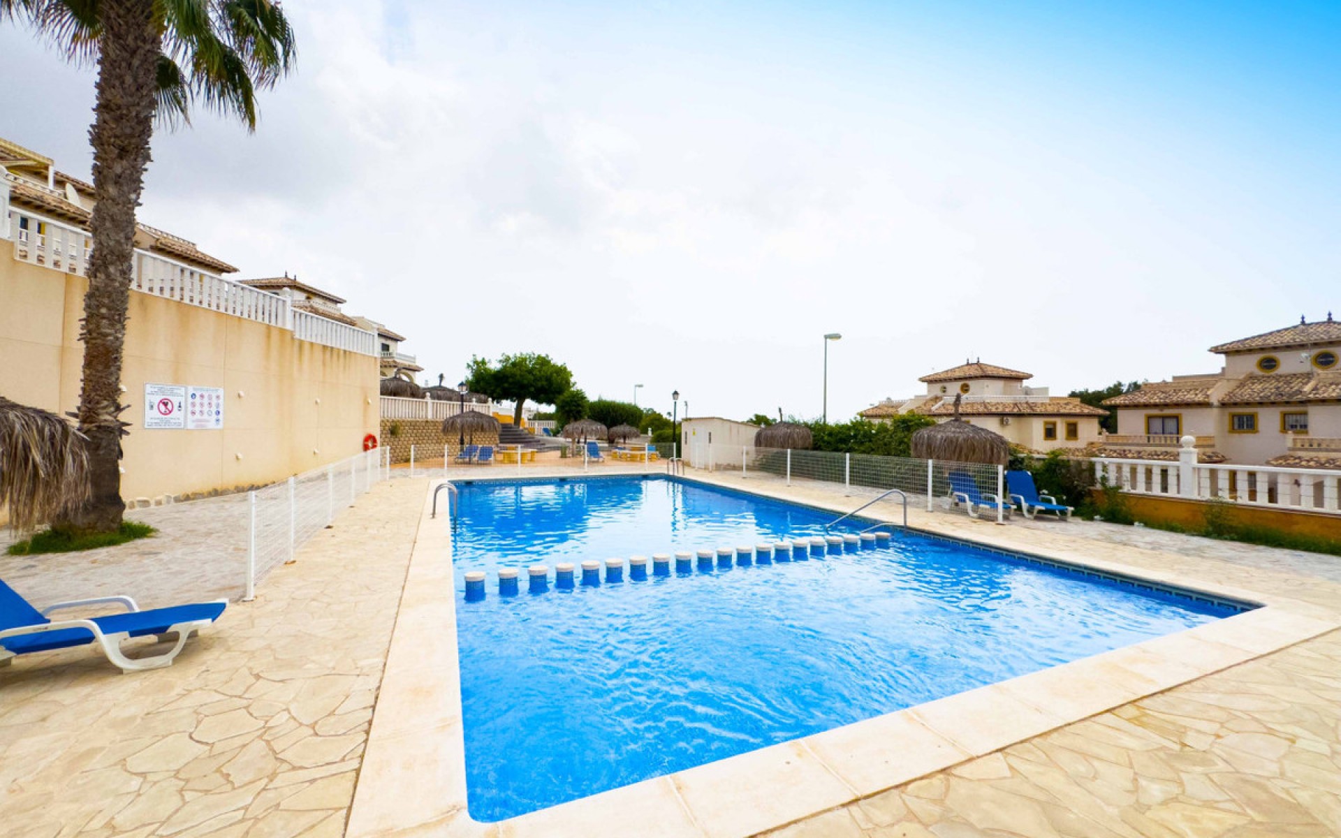 Resale - Apartment - Cabo Roig