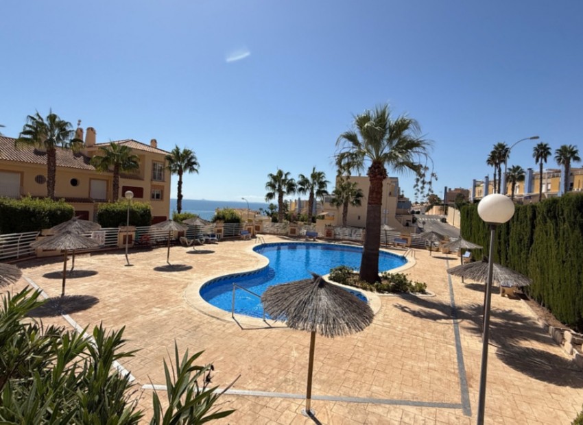Resale - Apartment - Cabo Roig