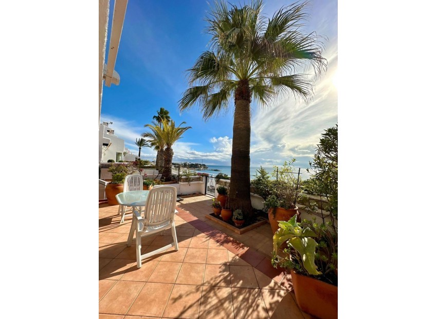 Resale - Apartment - Cabo Roig