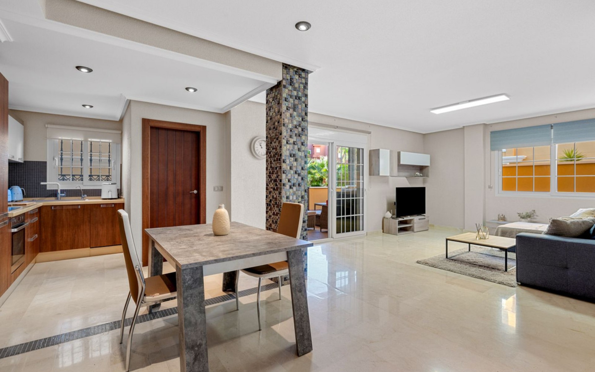 Resale - Apartment - Cabo Roig