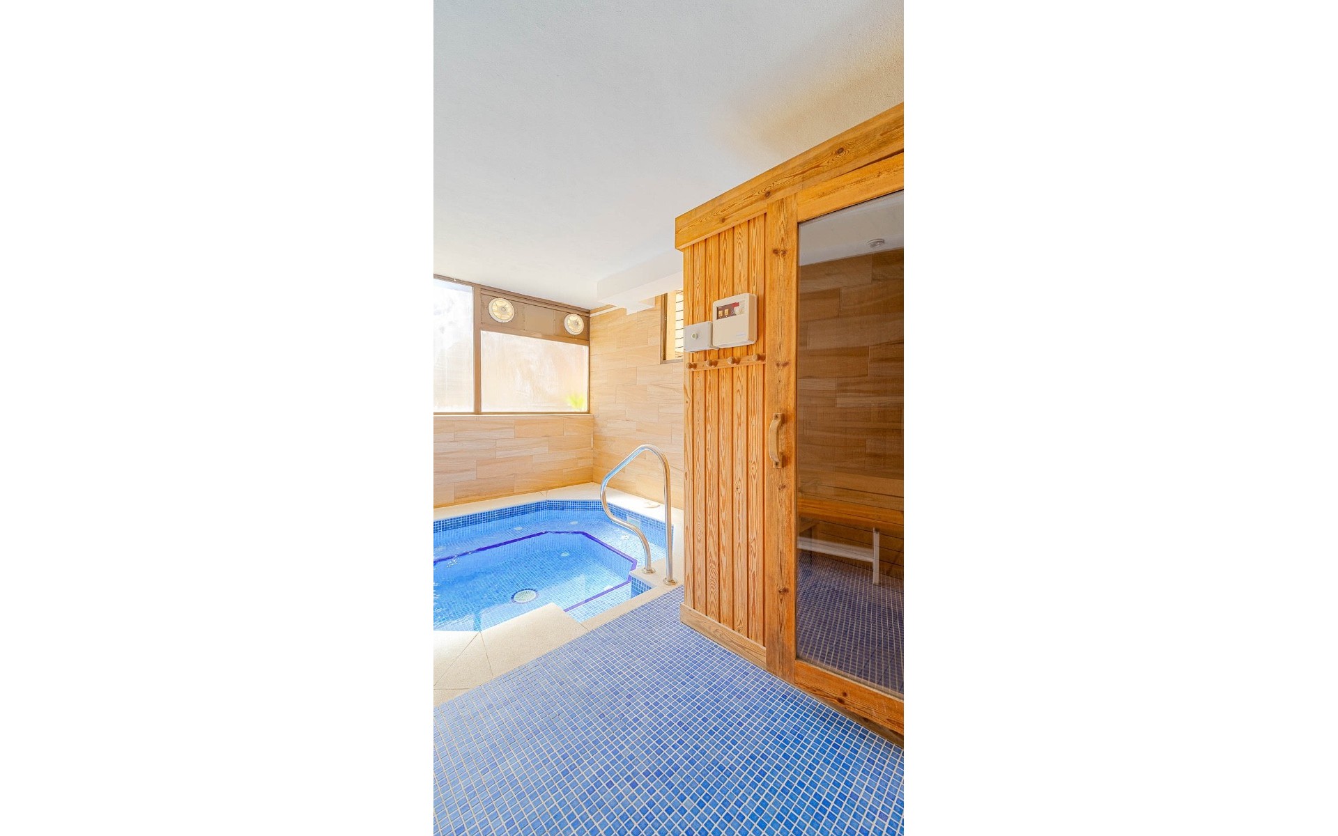 Resale - Apartment - Cabo Roig