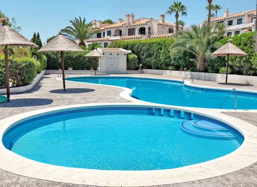 Resale - Apartment - Cabo Roig