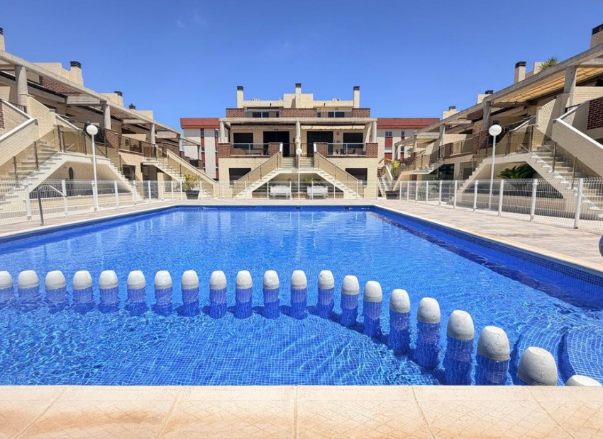 Resale - Apartment - Cabo Roig