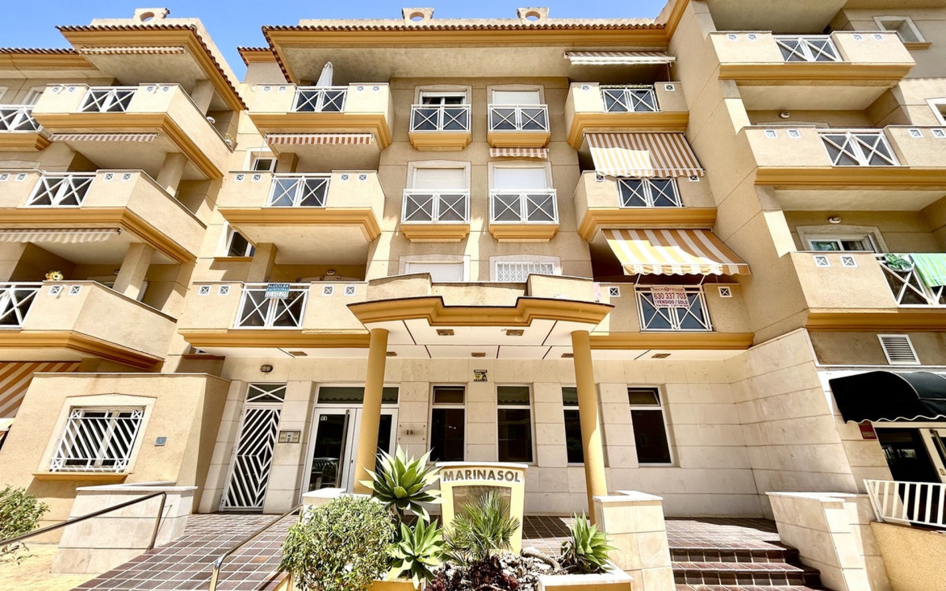 Resale - Apartment - Cabo Roig