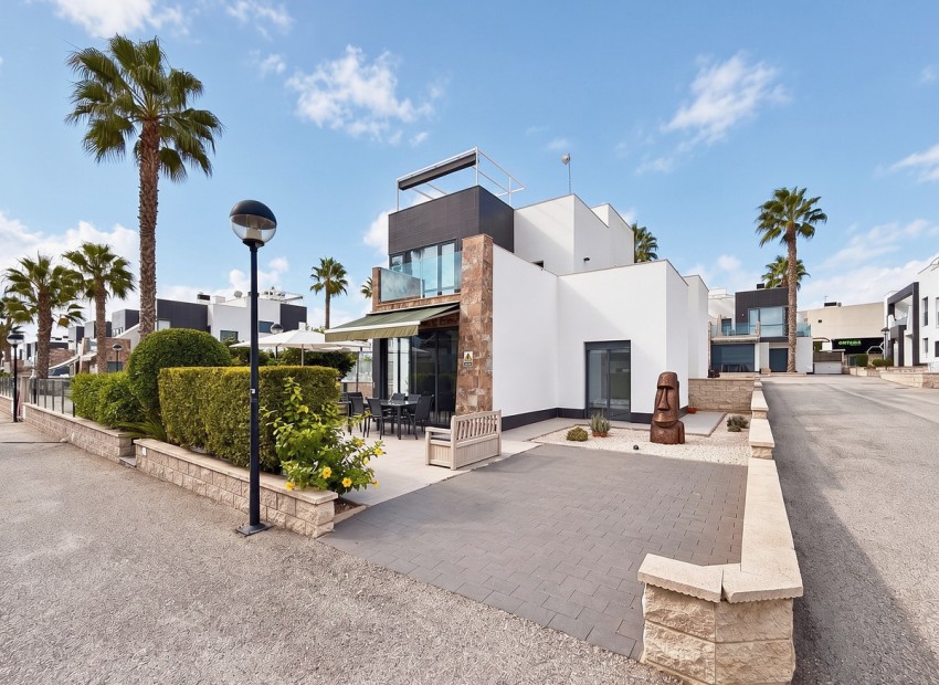 Resale - Apartment - Cabo Roig