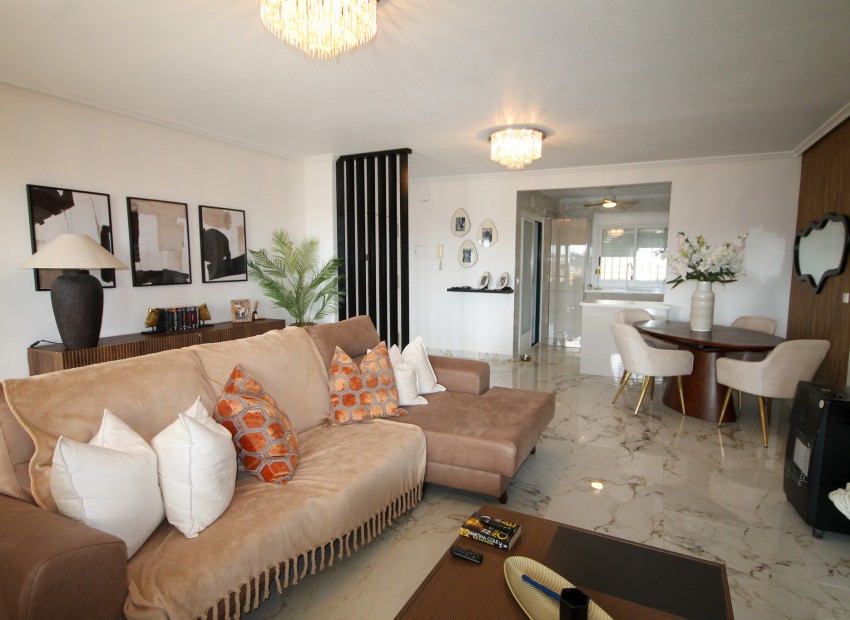 Resale - Apartment - Campoamor