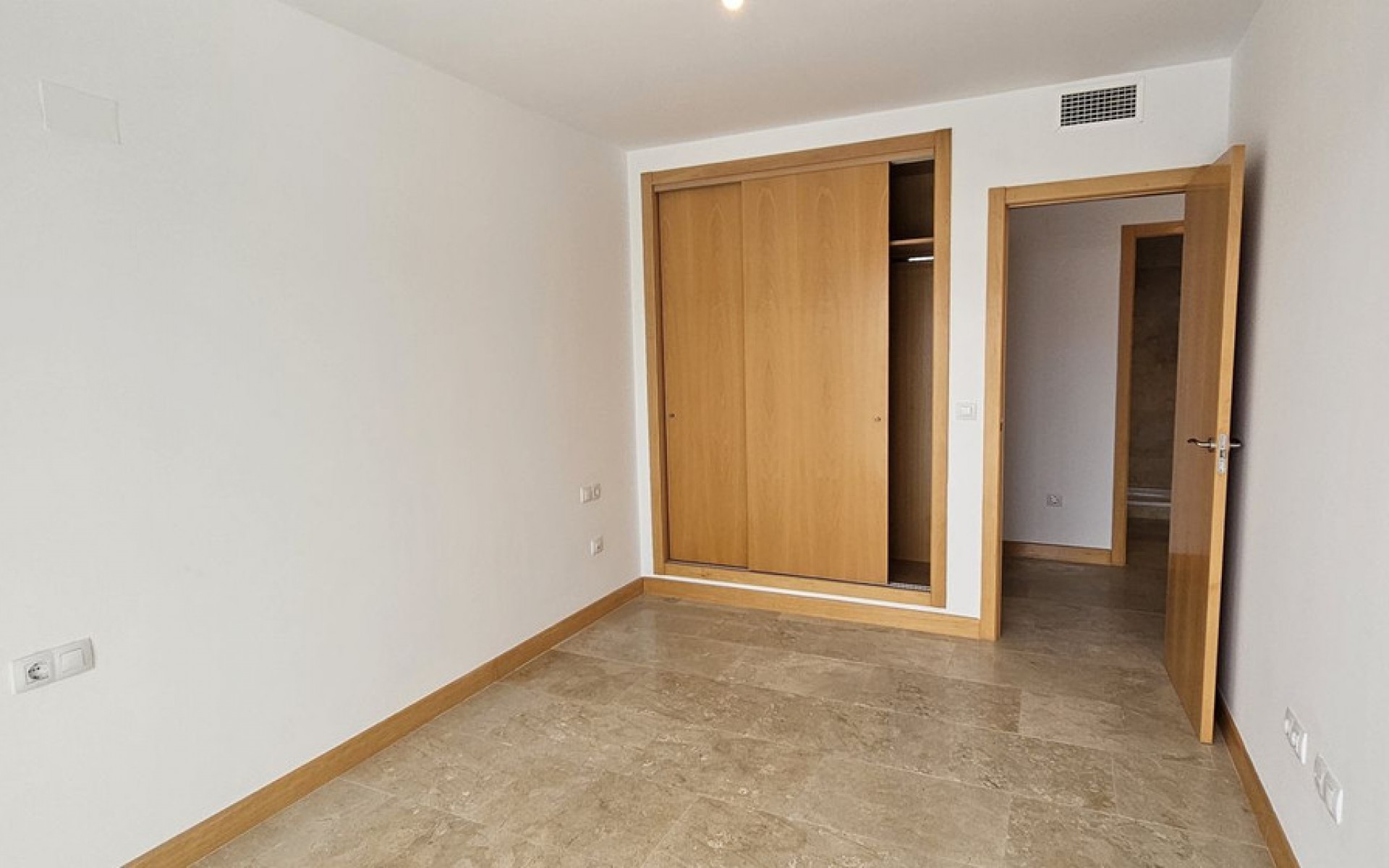 Resale - Apartment - Campoamor