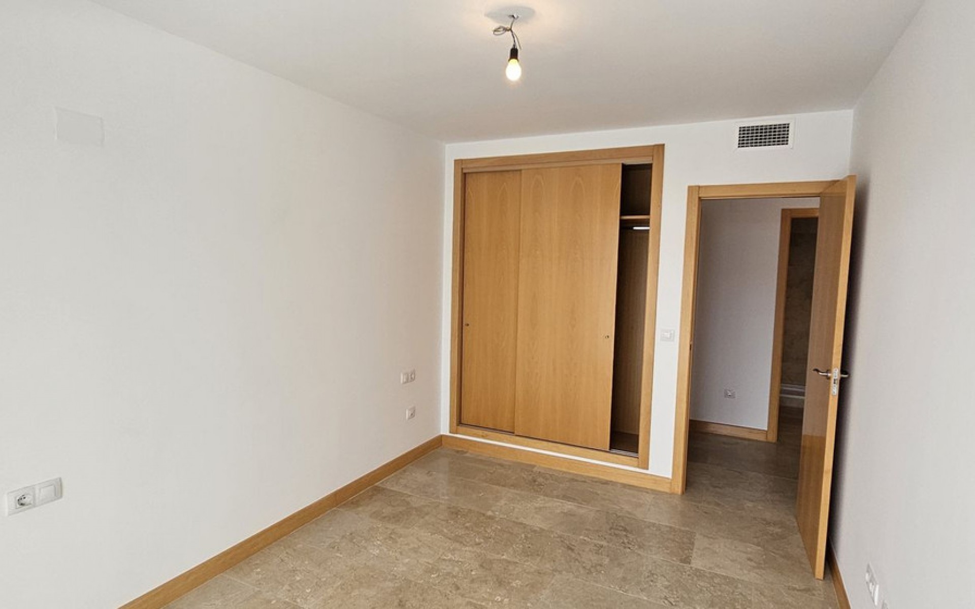 Resale - Apartment - Campoamor